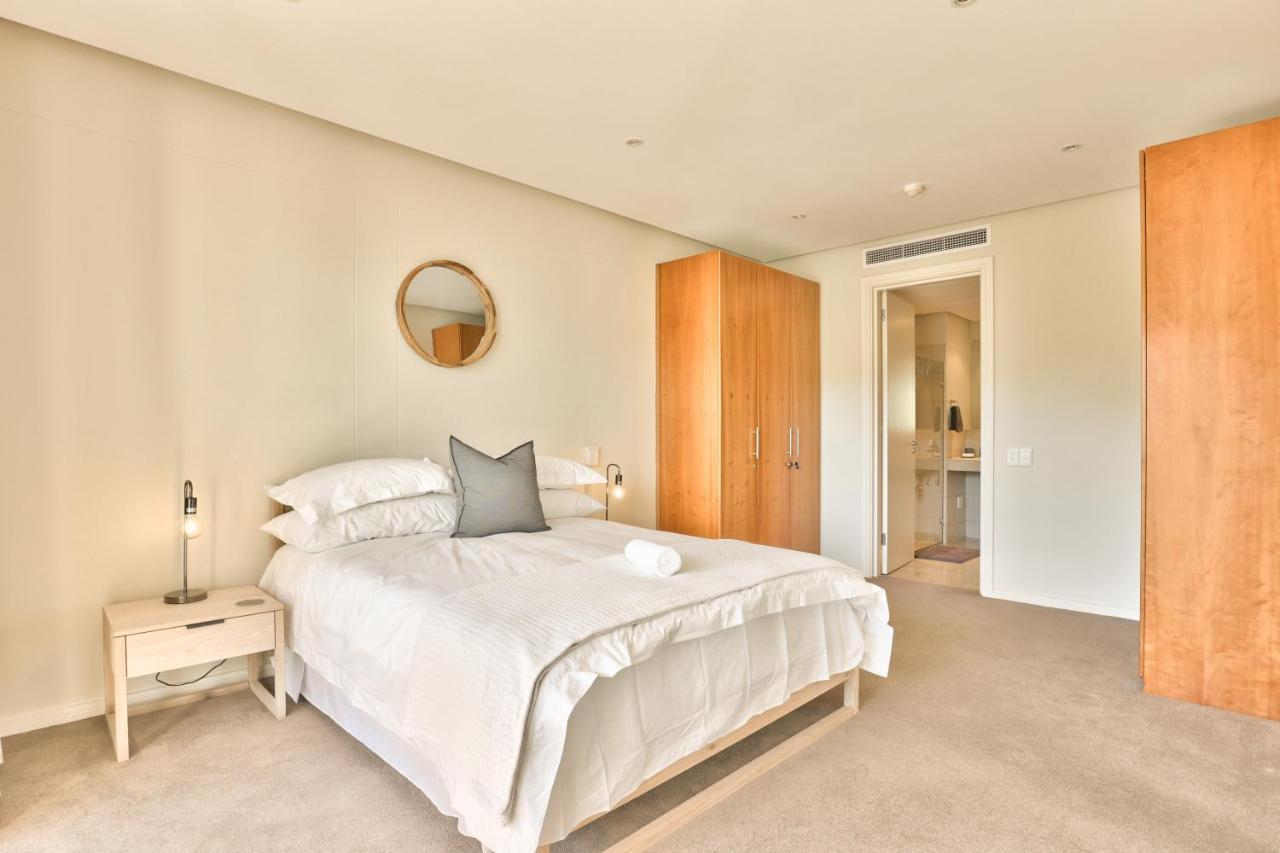 Elegant V&A Waterfront Canal Apartment Kaapstad Buitenkant foto